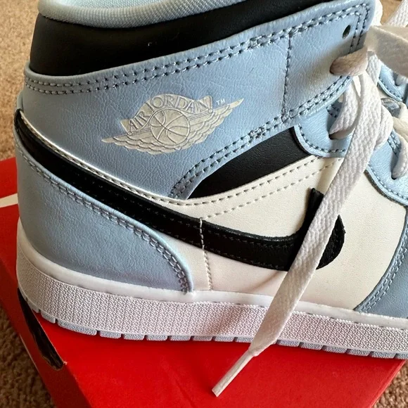 Nike Air Jordan 1 Mid ‘Ice Blue’ Black White - Picture 4 of 9
